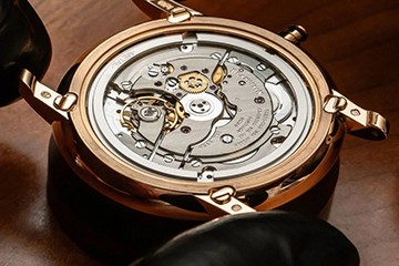 青岛卡地亚手表维修服务地址