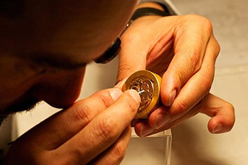 青岛卡地亚手表维修网点地址